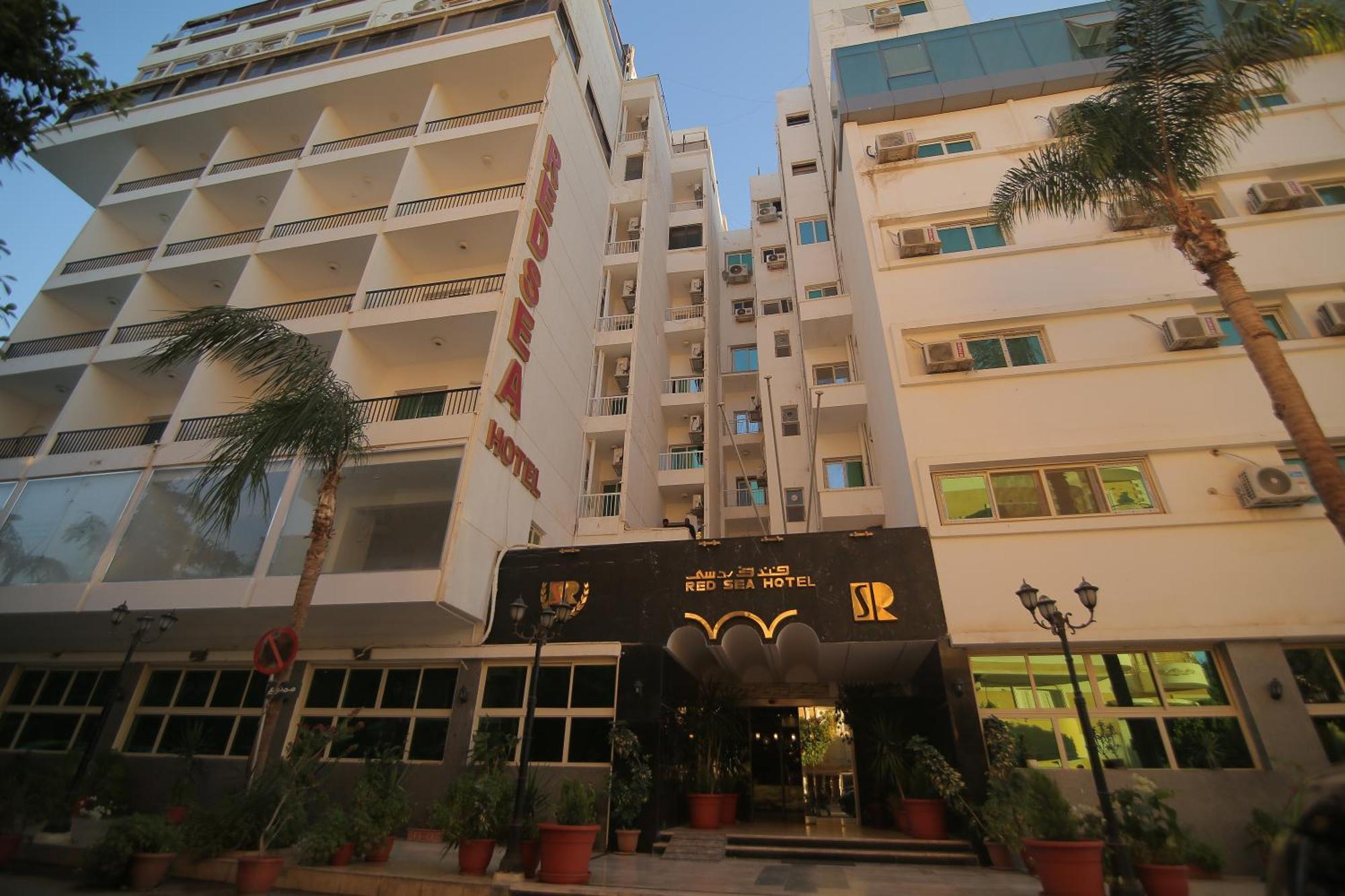 Red Sea Hotel - فندق ريد سى Suez Exterior foto